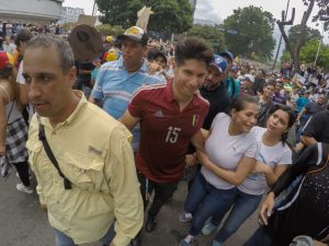 Marcha 20abril Eduardo-1
