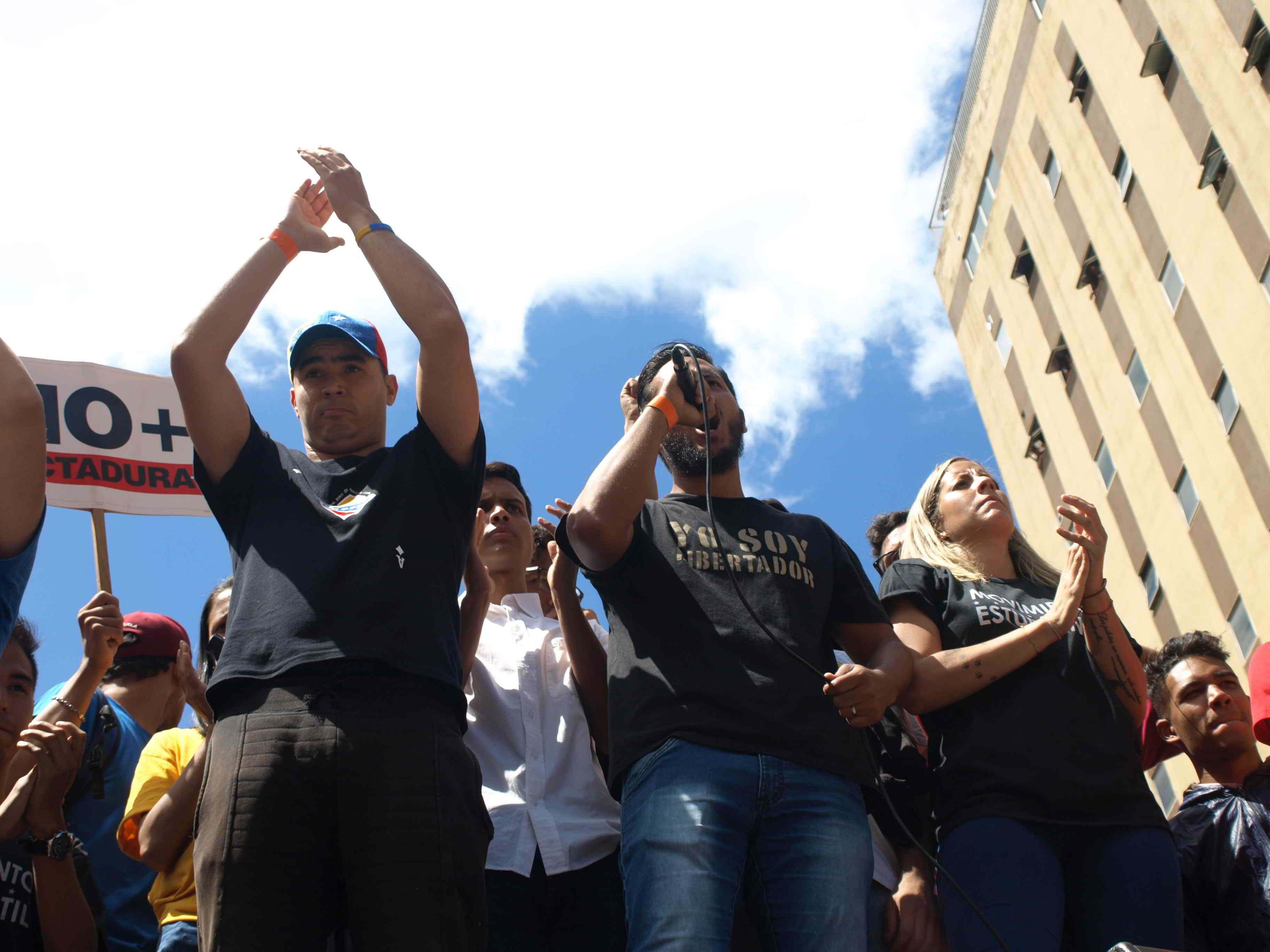 Representantes de La Resistencia se dirigieron a la concentración