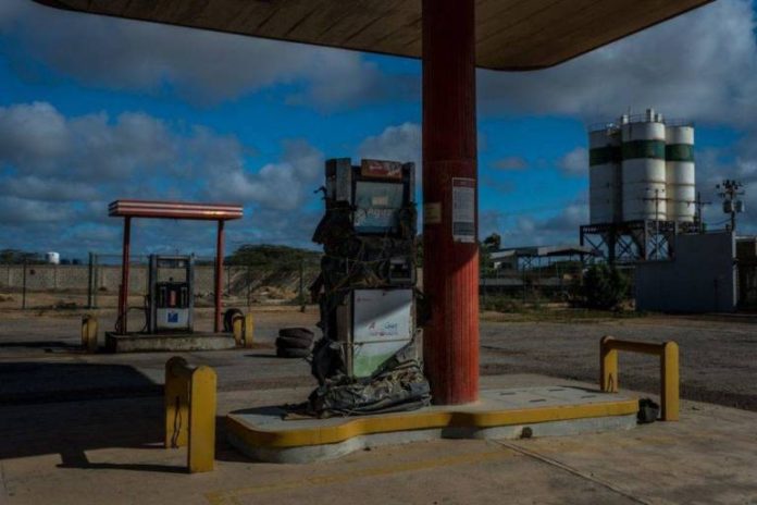 ¿Por qué la nueva gasolina podría estar causando fallas en los carros?