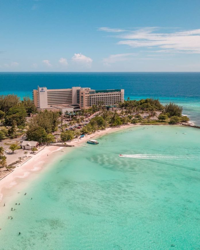 Por el coronavirus, Barbados ofrece un visado de 12 meses para teletrabajos