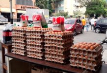 El consumo de alimentos subió 9,4 % en mayo apuntalado por pollo, huevos y cerdo Consumo de huevos cayó 60% en los últimos cinco años