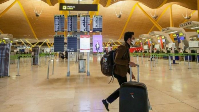 Venezolanos varados en Madrid exigen repatriación urgente a su país