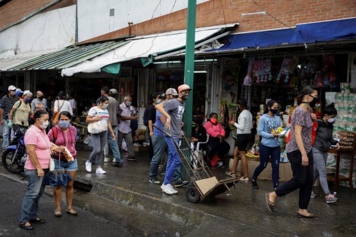 Econométrica: “Inflación para fines de 2020 oscilará entre 2.000 y 3.000%”