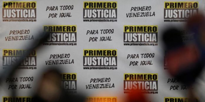 Primero Justicia exige a la AN que se inicie una investigación por presuntos sobornos a funcionarios del Gobierno interino (comunicado)