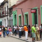 Ciudadanos aseguran que cada vez es más difícil conseguir medicinas