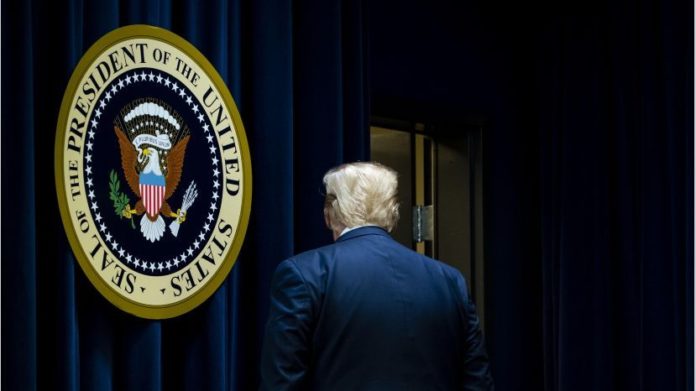 Las renuncias en el gabinete de Trump a un día del asalto al Capitolio