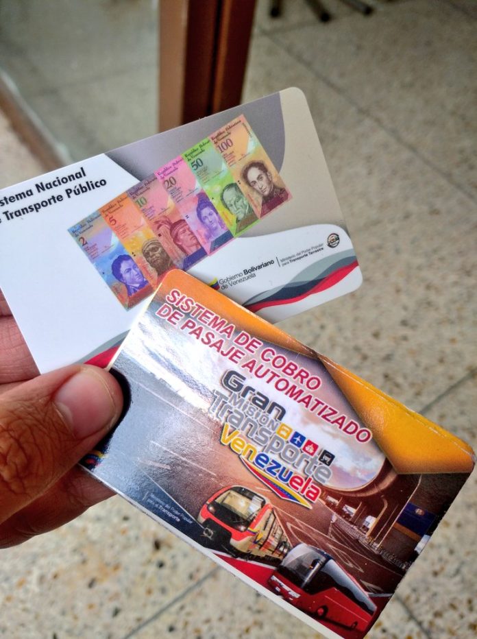 Usuarios del metro de Caracas aseguran que canjearon tarjetas defectuosas por Bs. 500.000