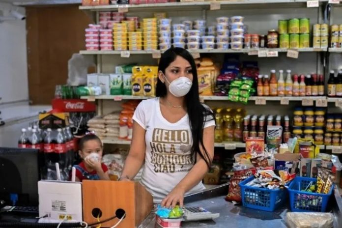 OVF: El 46,0% de las remuneraciones del sector privado se pagan en dólares