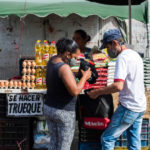 Un venezolano requiere más de 54 millones de bolívares para comprar ocho alimentos de la canasta básica