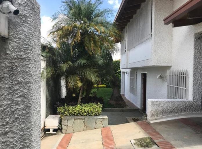 Los cuidadores de casas, el oficio que prospera en Venezuela