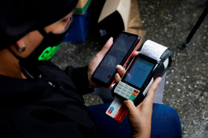¿Seguirá subiendo el costo de la vida en dólares?.
