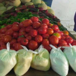 Alrededor-de-600-familias-acuden-semanalmente-a-la-feria.jpg