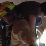 Así rescataron a un joven tras el colapso de un edificio en Miami Beach (+video)