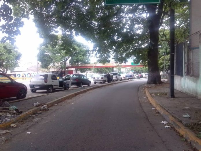 Las colas por gasolina se mantienen en Venezuela