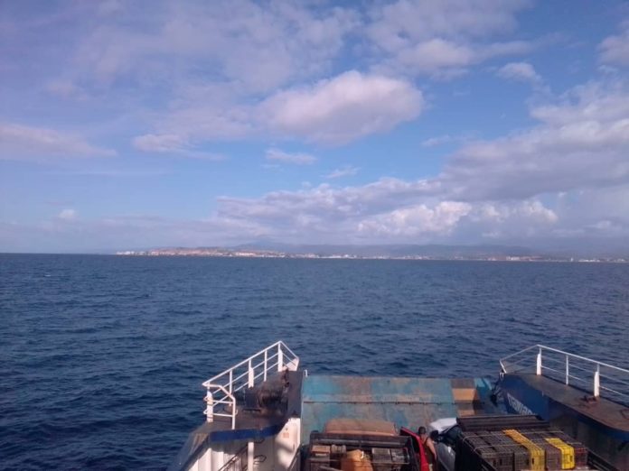 En ferry hacia Margarita rechazan bolívares en efectivo para pagar el pasaje