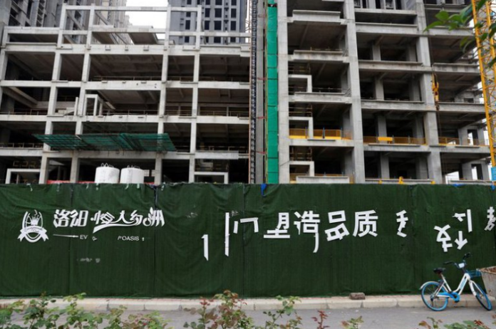Las acciones de Evergrande se desplomaron 11,6% tras incumplimiento de pago