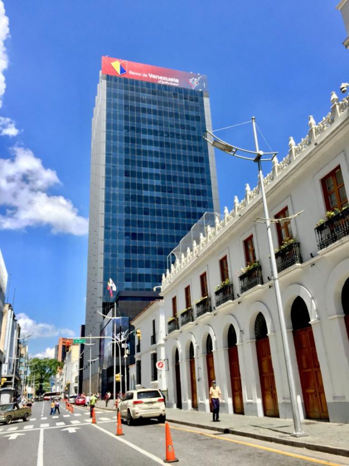 Falla del sistema deja inoperativas a las agencias y canales electrónicos del Banco de Venezuela