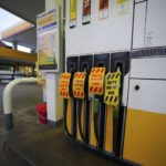 una-estacion-servicio-cerrada-debido-la-falta-combustible-liverpool-inglaterra-peter-byrnepa-via-ap