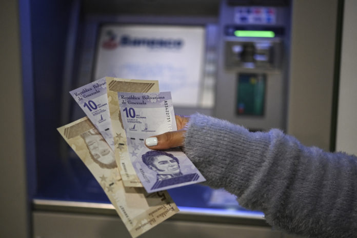 Banesco abrirá 22 agencias al público este sábado 02 de octubre