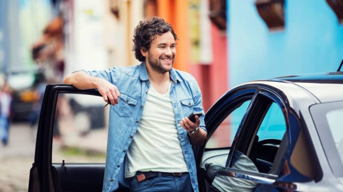 ¿Cuánto gana al día un taxista utilizando una app móvil?