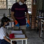 educadores-venezuela-covid-696×348.jpg