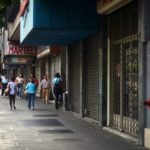 cierre-comercios-1080×675-1-696×435.jpg