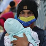 ¿Cómo hace una familia venezolana para nacionalizar un hijo nacido en el extranjero?