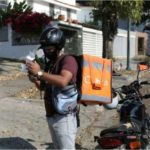 Motorizado-delivery-Caracas-1-960×640-1-696×464.jpg