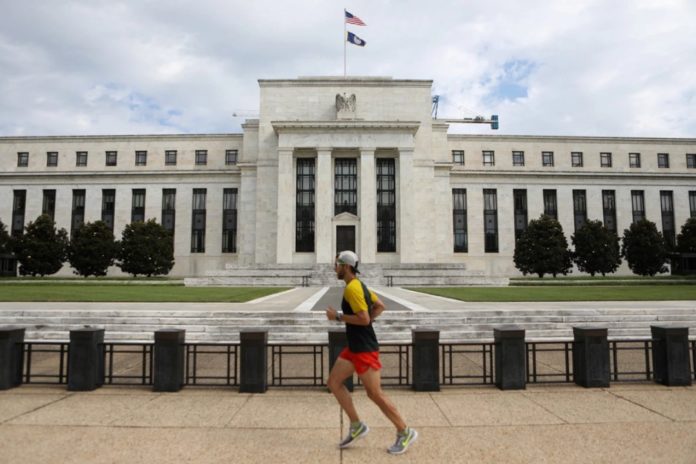 AFP: La Fed debería subir sus tasas 