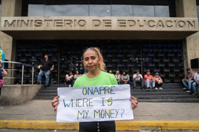 Profesores exigen ajuste salarial y pago del bono vacacional tras renovación de autoridades en la Onapre