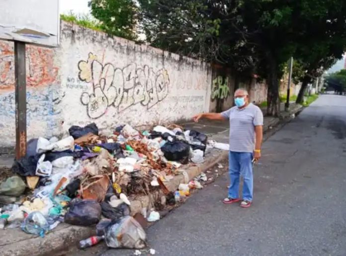 Calles de Maracay repletas de basura siguen siendo “el pan de cada día”