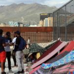 Desalojaron a cientos de venezolanos de campamento en la frontera mexicana