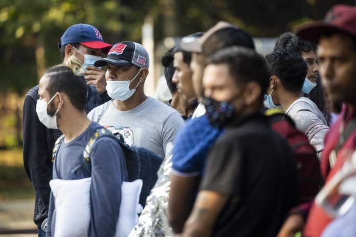 Venezolanos mantienen la esperanza de poder cumplir el sueño americano