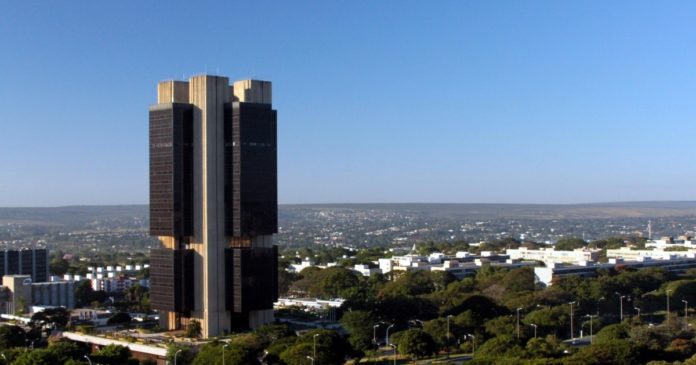 Banco Central de Brasil espera crecimiento de 1,0% en 2023