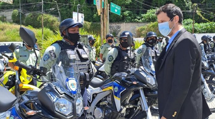Policia-de-El-Hatillo-1