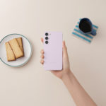 003_handson_galaxy_s23plus_lavender