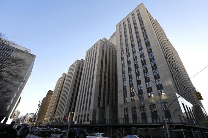 New York Criminal Court preparation for potential indictment of former President Donald Trump