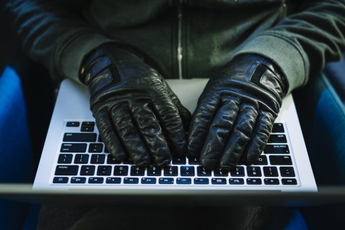 FOTO-Alerta RRHH currículums falsos distribuyen malware en empresas de América Latina