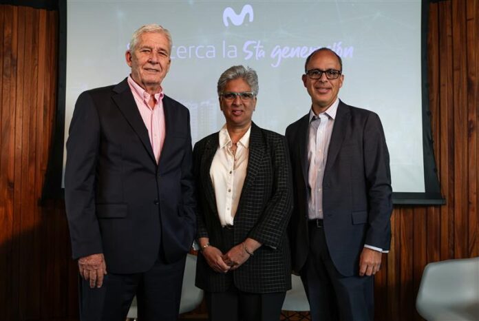 José Luis R. Zarco, Esther Borges y Rowil Contreras (1)