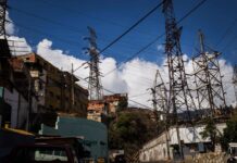 Reforma de la Ley Eléctrica: proponen tarifa plana y subsidios para familias de menores ingresos Ley eléctrica