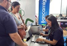 Río Supermarket y Bancamiga entregan más de 2.000 tarjetas de crédito en Caracas Bancamiga